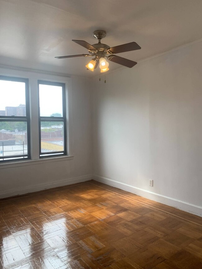 Building Photo - 1423 Noble Ave