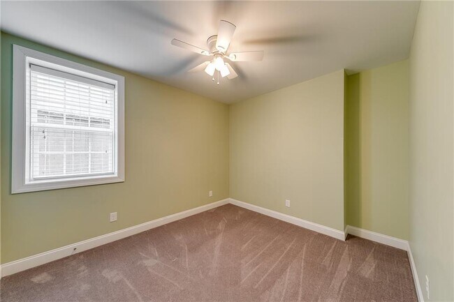 Building Photo - 8365 Wallace Wood Rd