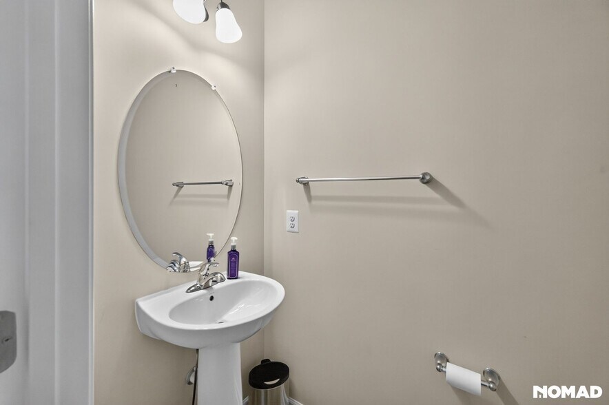 Building Photo - 13122 Nittany Lion Cir