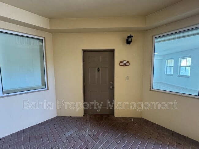 Building Photo - 10885 NW 89th Terrace