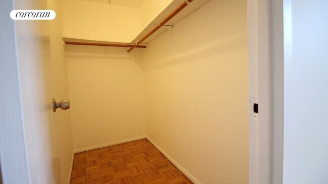 Building Photo - 621 Amsterdam Ave