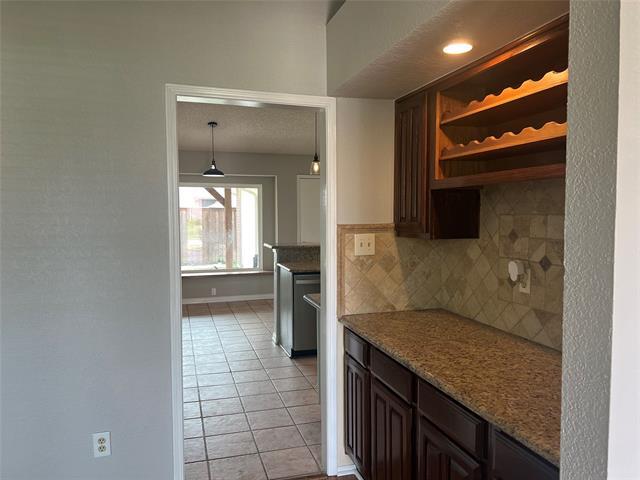 Building Photo - 4605 Freeman Dr
