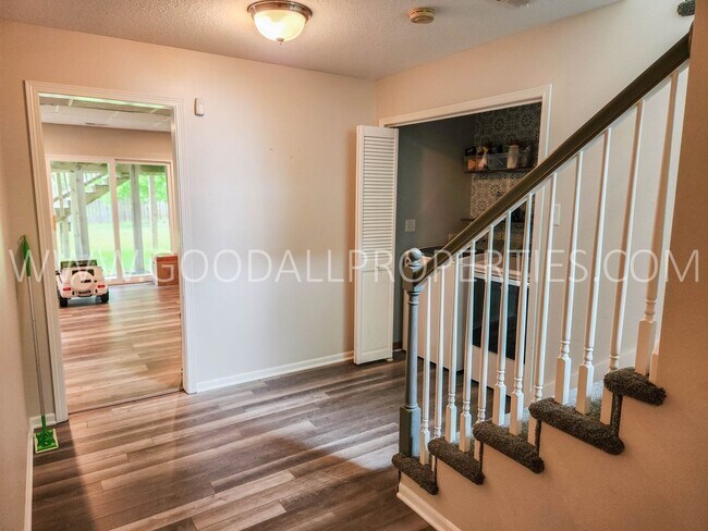 Building Photo - Updated 3 Bedroom Home in Waukee