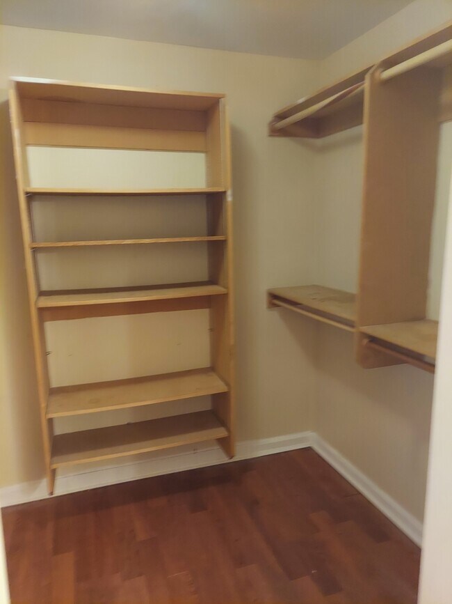 Building Photo - 130 Rue Fontaine