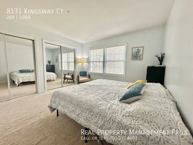 Building Photo - 8131 Kingsway Ct