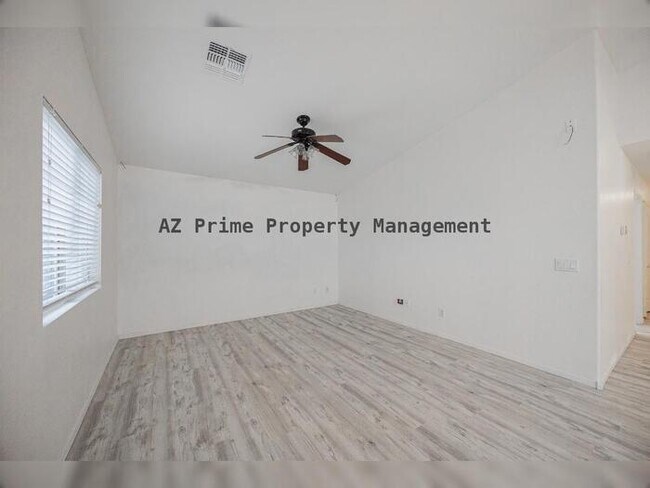 Building Photo - 11424 W Austin Thomas Dr