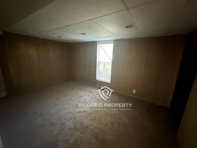 Building Photo - 2-Bedroom Home With 2 car Garage, in Webster, IN, Available NOW!