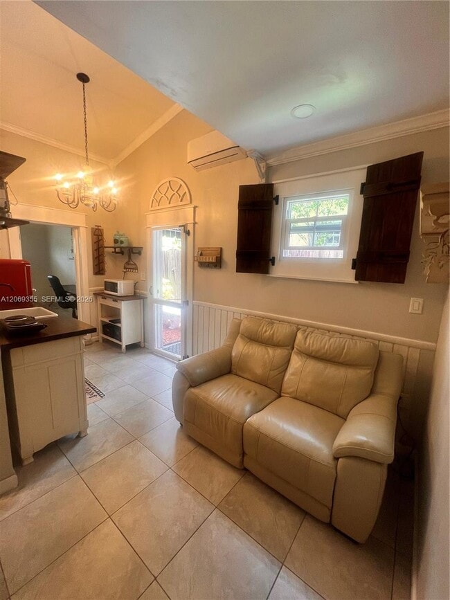 Building Photo - 1735 SW 85th Ave