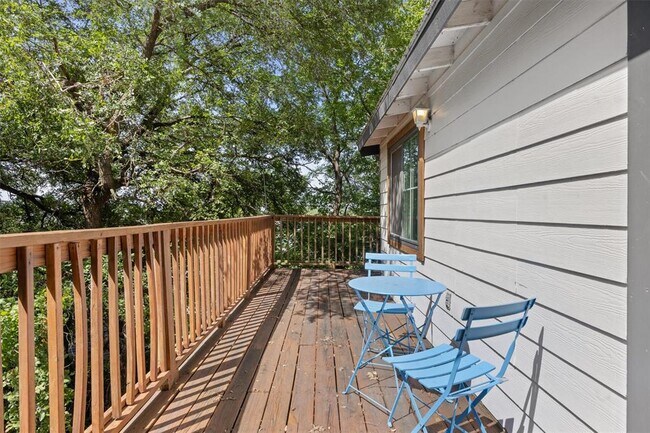 Building Photo - 1167 Ridgeway Dr