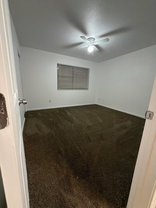 Building Photo - 1784 S Fairway Cir