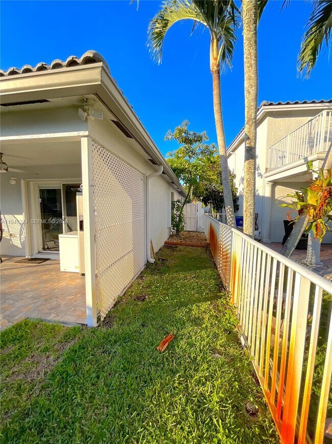 Building Photo - 13364 SW 44th St