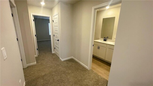 Building Photo - 2294 Grape Vine Wy