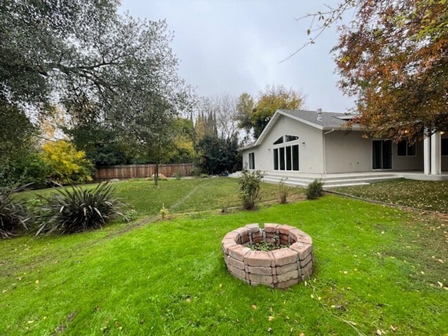 Building Photo - Classic Home with Modern Remodel and Huge Backyard in Desirable Arden Park Neighborhood!