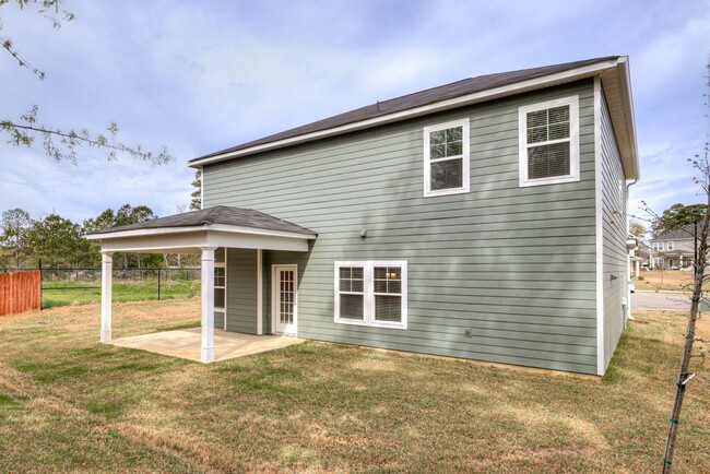 Building Photo - The Brookstone Floorplan - features comfor...