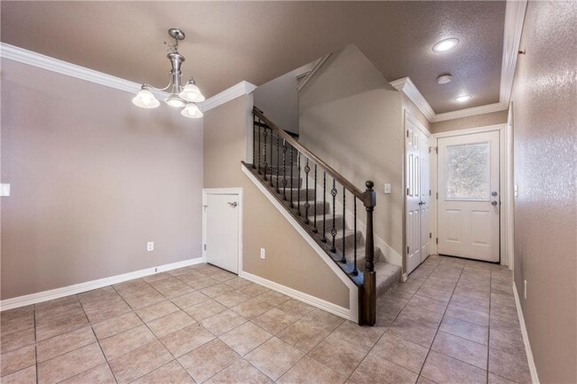 Building Photo - 58 S Woodsprings Dr