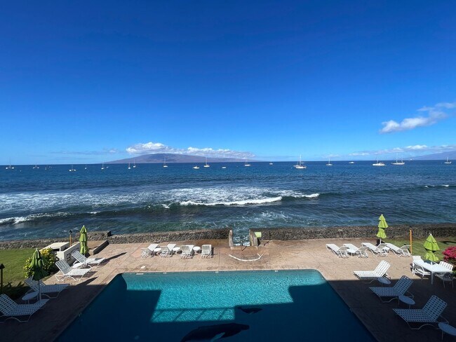 Building Photo - Lahaina Roads Oceanfront One Bedroom
