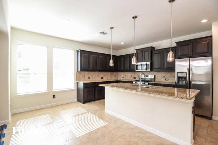 Building Photo - 1008 Spanish Needle Trail