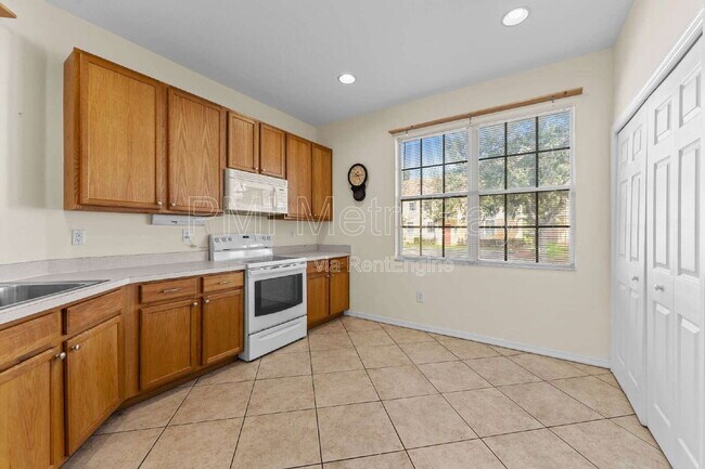 Building Photo - 1938 Fiesta Ridge Ct