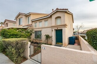 Building Photo - 48 Belle Essence Ave