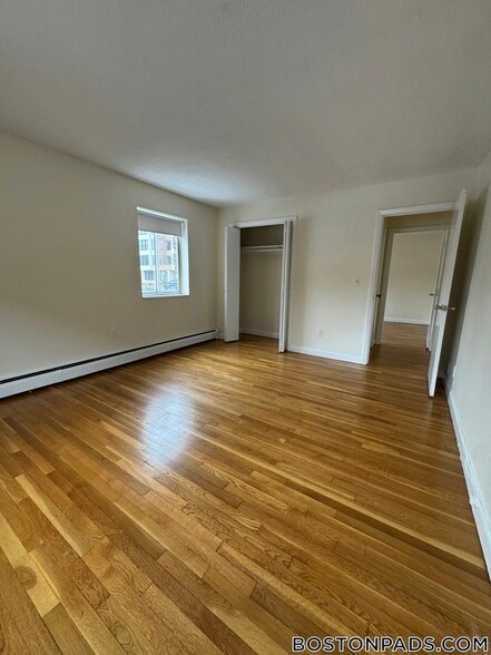 Building Photo - 90 Gardner St