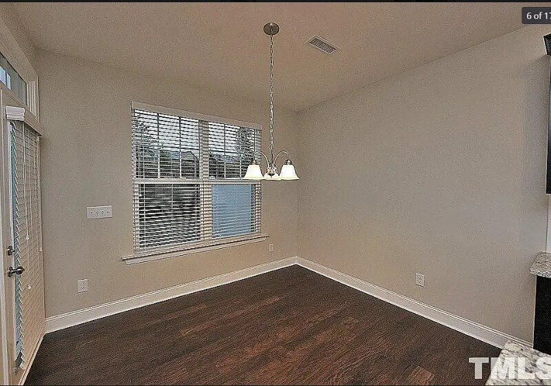 Building Photo - 207 Acorn Hollow Pl
