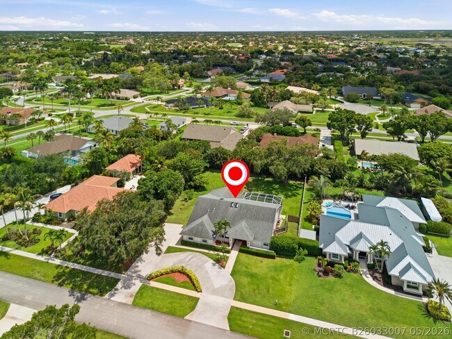 Building Photo - 15600 Rolling Meadows Cir