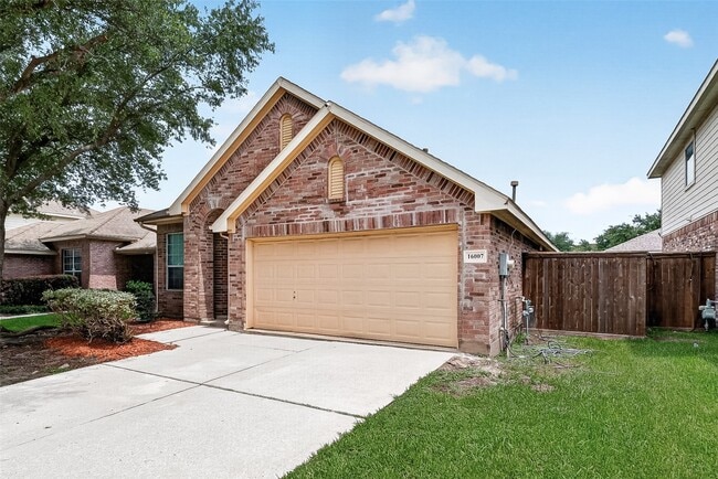 Building Photo - 16007 Hidden Manor Dr