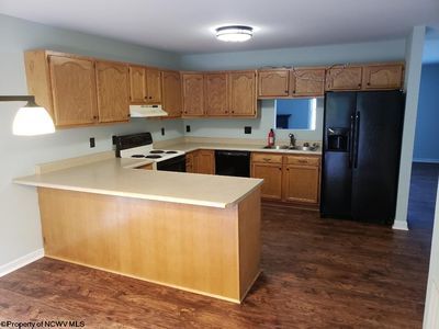 Building Photo - 608 Vista Oaks Dr