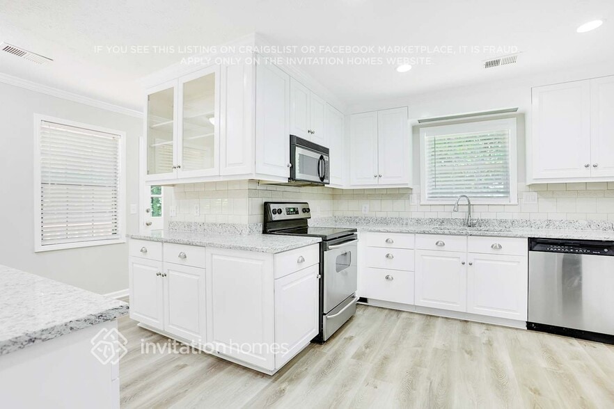 Building Photo - 5065 Shannon Way SW