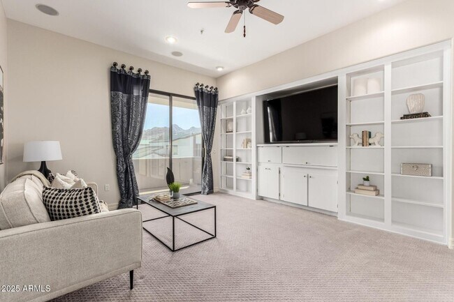 Building Photo - 8614 N 17th Pl