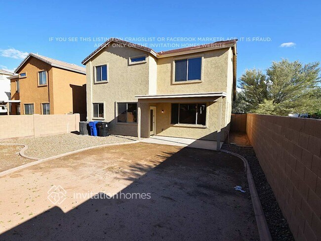 Building Photo - 14890 N 174th Ave