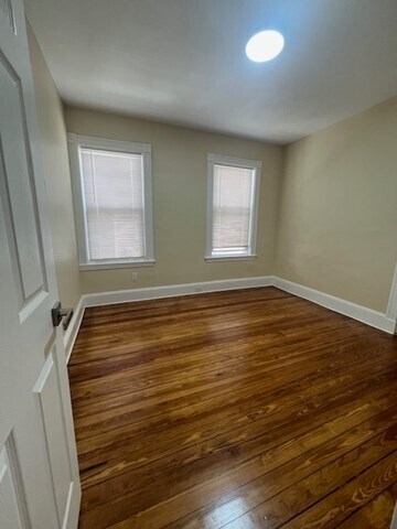 Building Photo - 24 Harlem St