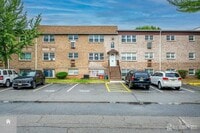 Building Photo - 434 College Dr