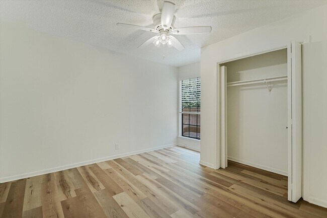 Building Photo - 6103 Hill Forest Dr
