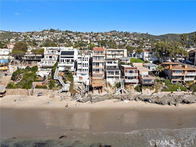 Building Photo - 1045 Gaviota Dr