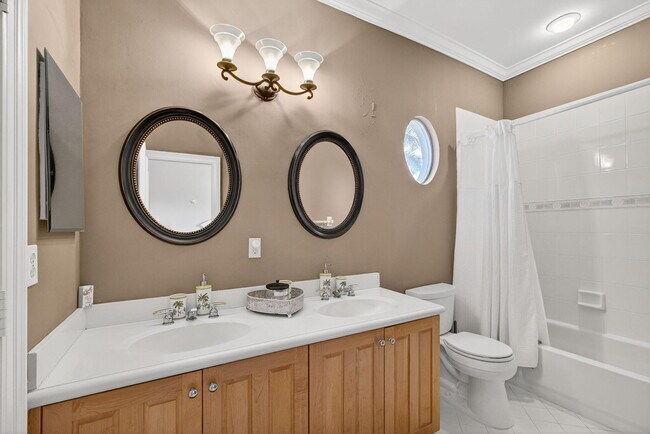 Building Photo - 8381 Egret Lakes Ln