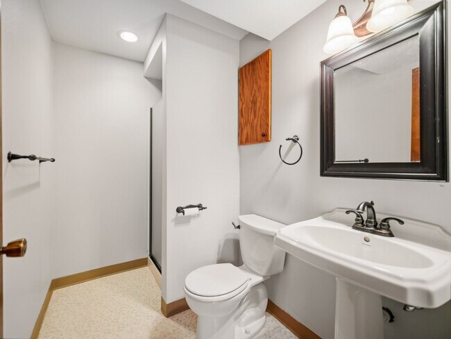 Building Photo - 5315 W Conestoga Ave