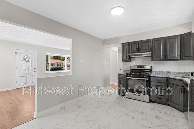 Building Photo - 4319 Boswell Ave