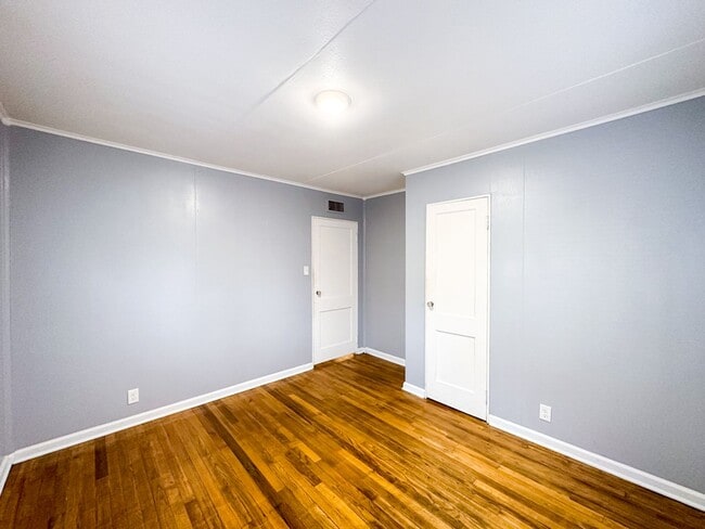 Building Photo - 3343 Arthington Blvd