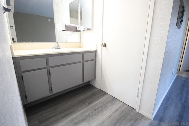 Building Photo - 10332 Caminito Aralia