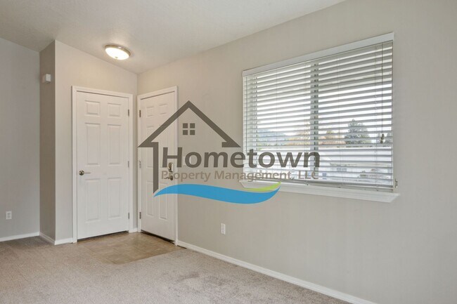 Building Photo - 1 Bedroom 1 Bathroom Home with Off-Street Parking Available in Coeur d'Alene!