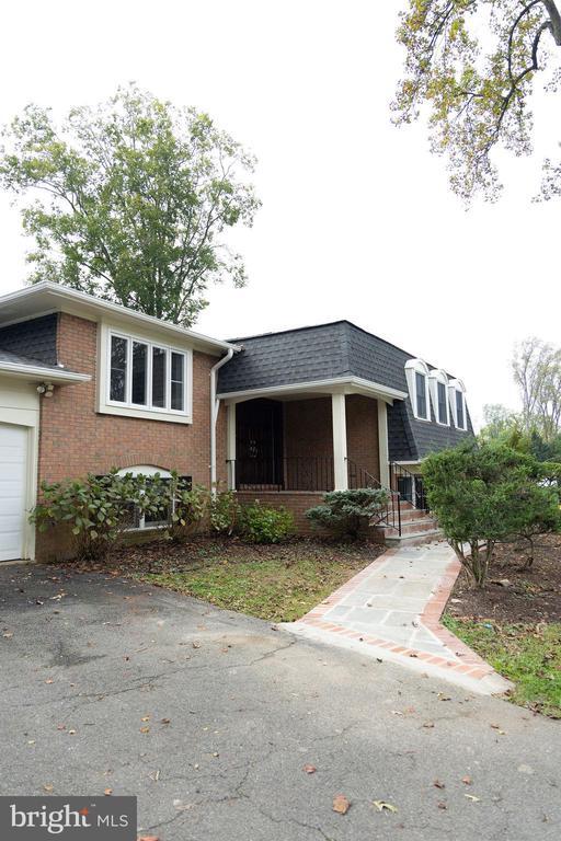 Building Photo - 1212 Forestwood Dr