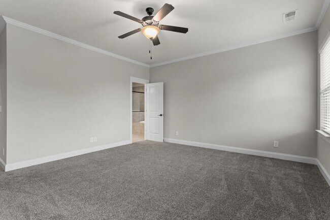 Building Photo - 3BR Home with Bonus Loft & Spa-Inspired Primary Suite