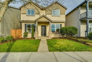 Building Photo - 5113 SE Lone Oak St