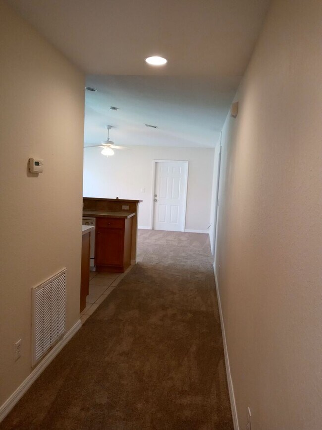 Building Photo - Cute and Quiet Country Living