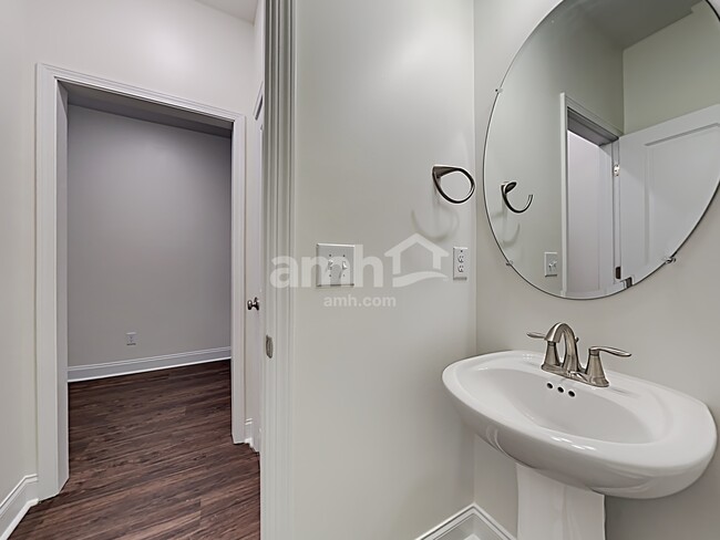 Building Photo - 311 Azore Way