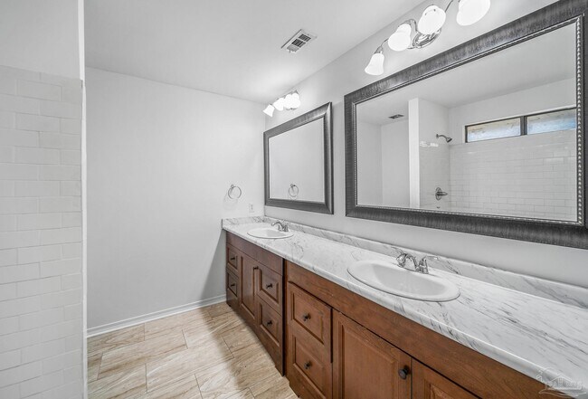 Building Photo - 3313 Country Meadow Ln