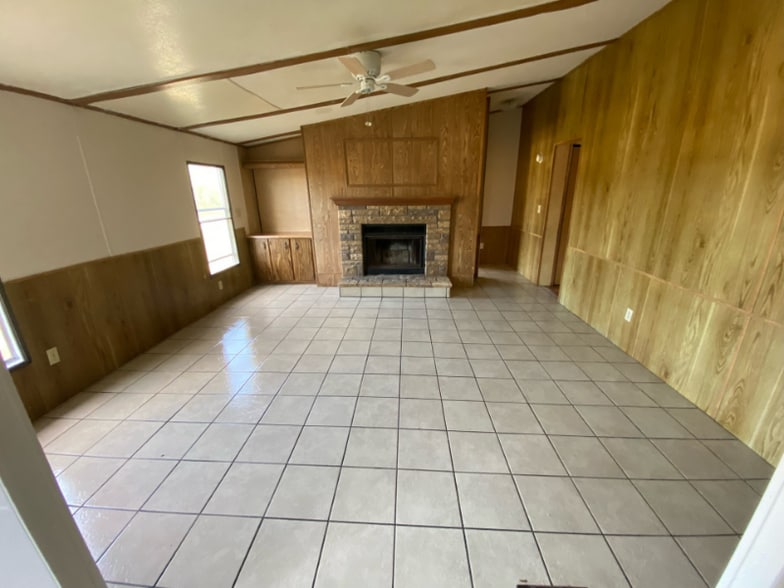 Building Photo - 3143 Eddy Gatesville Pkwy