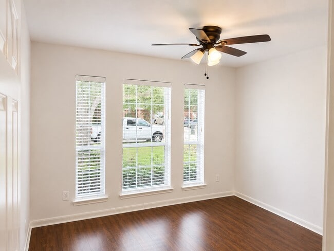 Building Photo - 6411 Spring Creek St