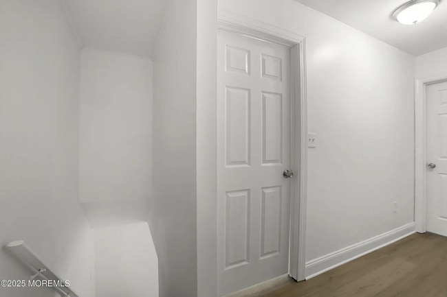 Building Photo - 37 Nautilus Ave